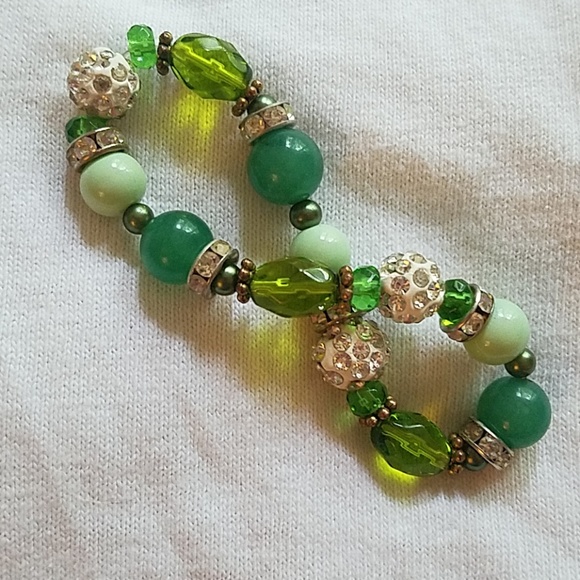 Bracelets - Picture 5 of 8